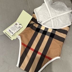 Burberry Swimsuit kids
